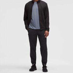 Zeroed In Classic Fit Cargo Joggers